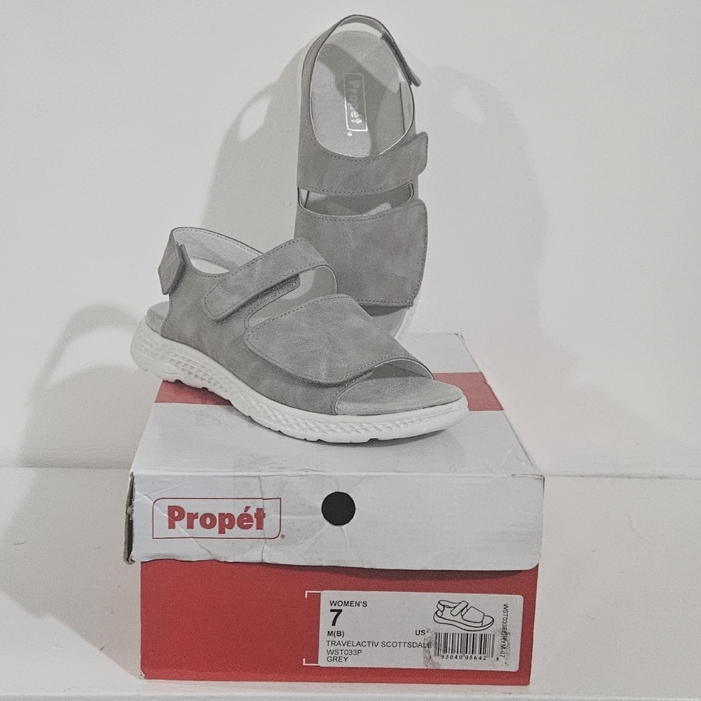 Propet TravelActiv Scottsdale Women's Sandals/ Adjustable and Lightweight/Size 7